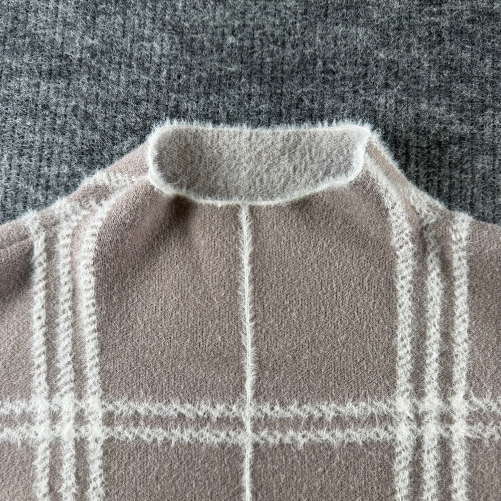 Tahari Womens Tan Plaid Fuzzy Mock Neck Sweater Size Large Windowpane Knit - Picture 4 of 8